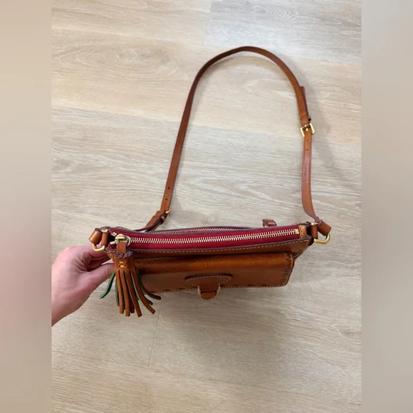 Dooney & Bourke Florentine Leather Crossbody Shoulder Bag Tan Brown Vacchetta - Picture 4 of 14